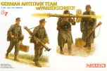 Dragon 1/35 German Antitank Team w/Panzerschreck # 6374