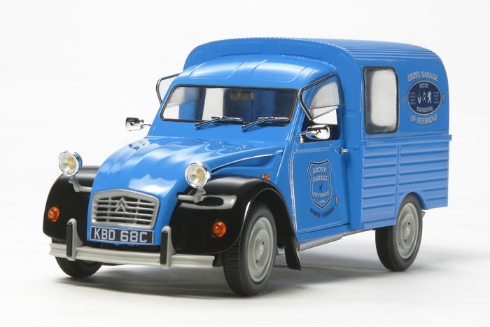 TAMIYA EBBRO シトロエン2CV フルゴネット 1/24(シトロエン)｜売買され