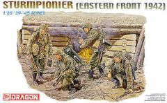 Dragon 1/35 Sturmpionier, Eastern Front 1942 # 6146 - Plastic Model Kit
