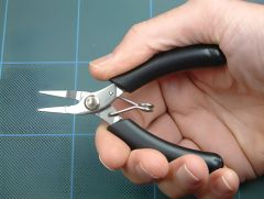 Expo Tools Gaming Gear - 4 Inch Micro Pliers: Flat Nose # 75535