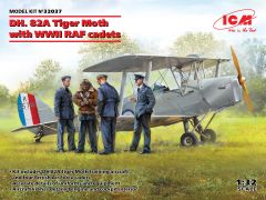 ICM 1/32 De Havilland DH.82A Tiger Moth with WWII RAF Cadets # 32037