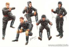 Masterbox 1/35 Soviet Tank Crew 1943-1945 # 3568 - Plastic Model Kit
