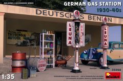 Miniart 1/35 German Gas Station 1930-40's # 35598