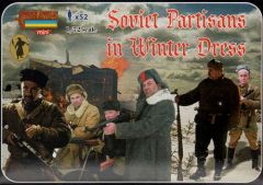 Strelets 1/72 Soviet Partisans in Winter Dress (WWII) # 084 - Plastic Model Figures
