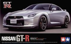 Tamiya 1/24 Nissan GT-R 2007 # 24300 - Plastic Model Kit