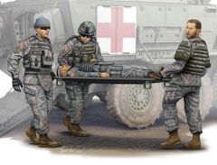Trumpeter 1/35 Modern US Army Stretcher Ambulance Team (4 figures) # 00430 - Plastic Model Kit