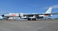 Trumpeter 1/144 Xian H-6K Strategic Bomber # 03930