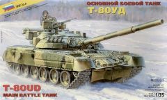 Zvezda 1/35 Russian Main Battle Tank T-80UD # 3591 - Plastic Model Kit