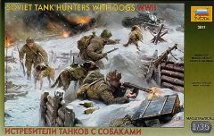 Zvezda 1/35 WWII Soviet Tank Hunters with Dogs. (3 x Figures, 3 x Dogs) # 3611 - Plastic Model Figures