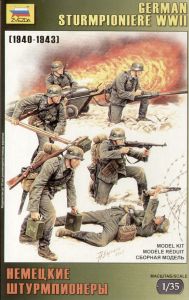 Zvezda 1/35 German Sturmpioniere WWII # 3613 - Plastic Model Kit