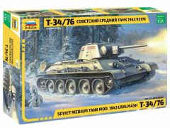 Zvezda 1/35 T-34/76 Mod 1943 Uralmash # 3689