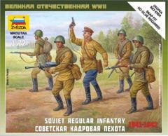Zvezda 1/72 WWII Soviet Regular Infantry 1941-42 # 6179 - Plastic Model Figures