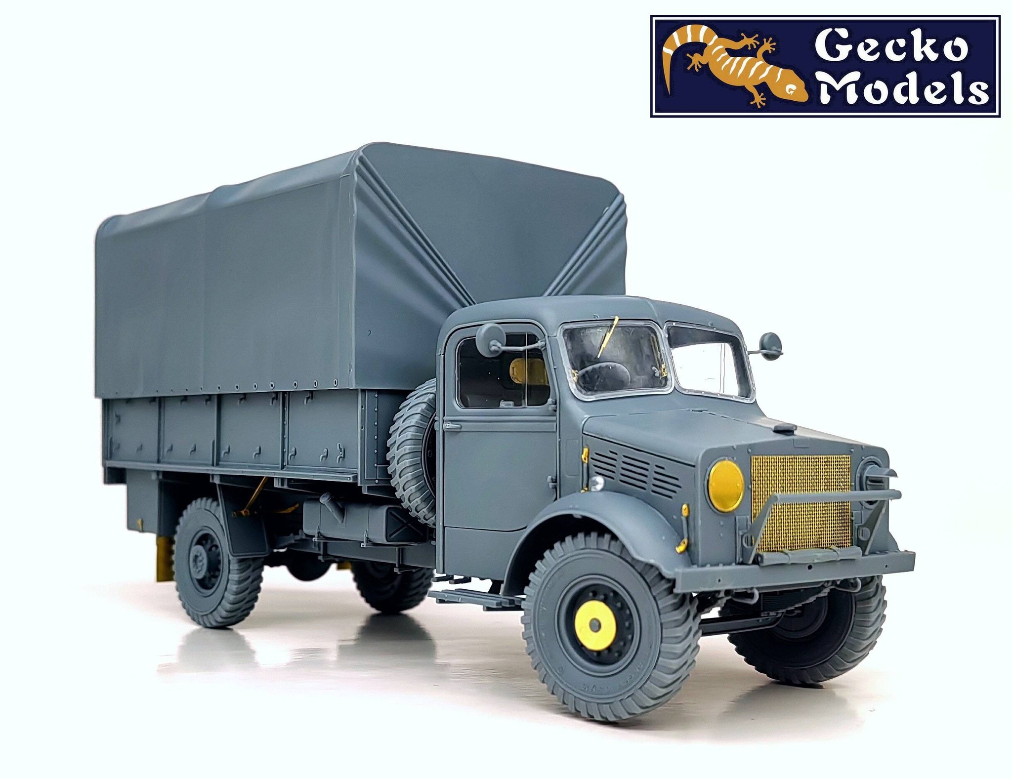 Gecko Models 1/35 Bedford OYD Track 3t 4x2 GS (Metal Cargo Body) # 0155