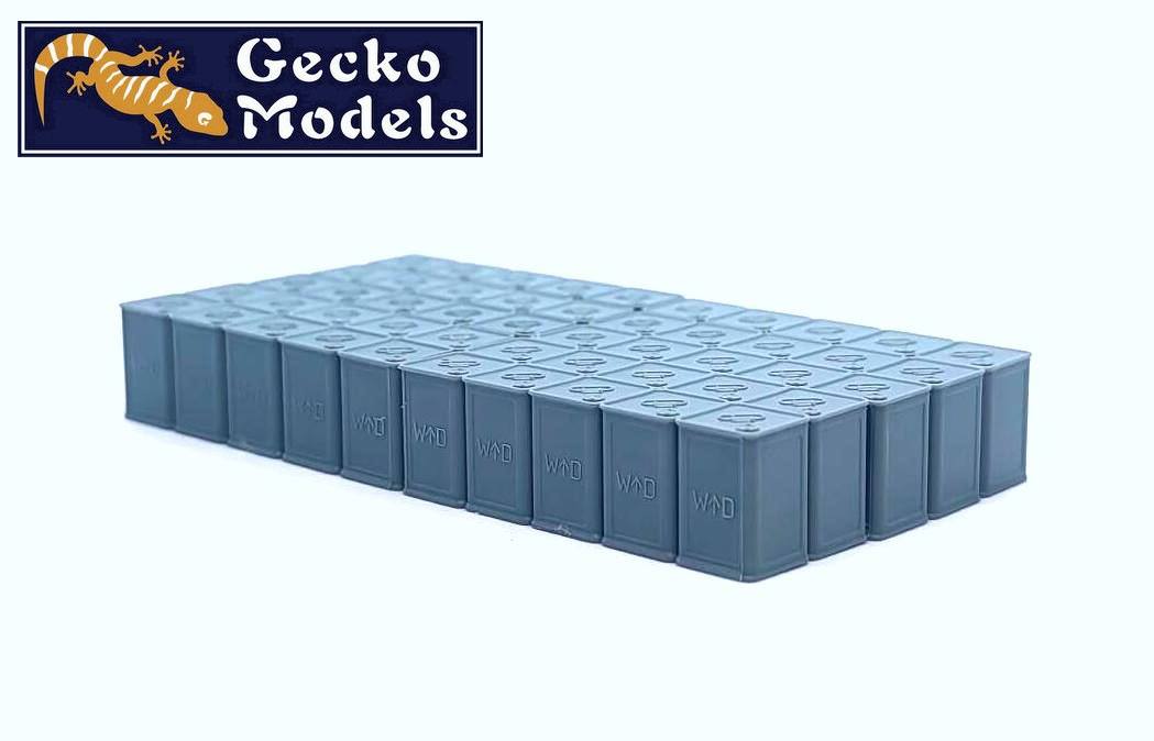 Gecko Models 1/35 Early Type British 4 Gallon Flimsies Petrol Tins Set # 0157