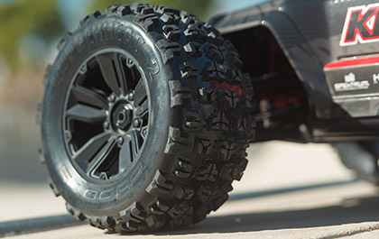 Arrma Kraton 6S EXB HIGH-TRACTION dBOOTS TYRES