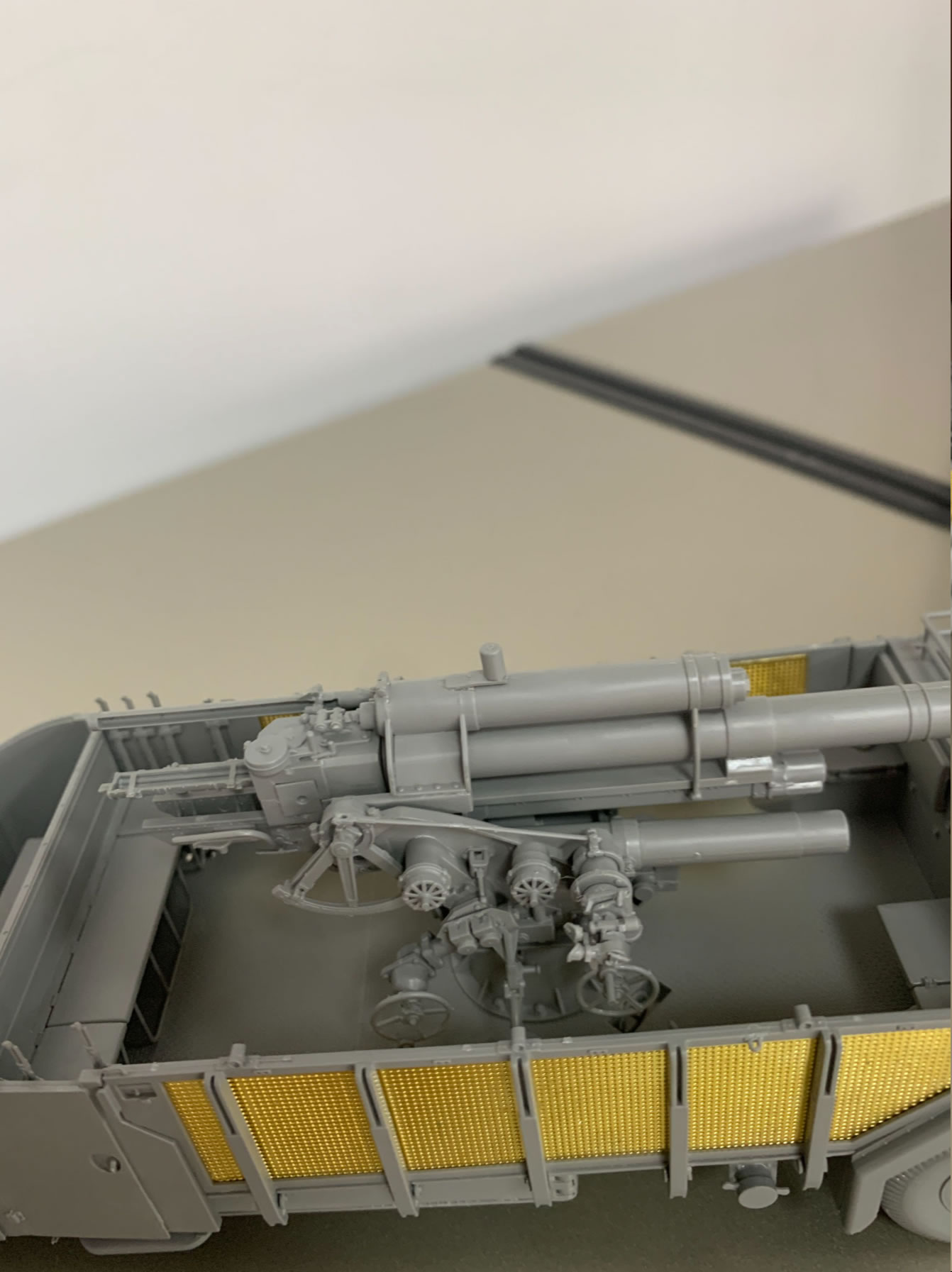 Das Werk 1/35 8.8cm Flak Mounted on 9t VOMAG Truck # 35024