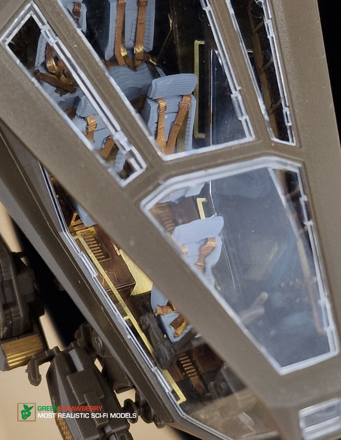 Green Strawberry 1/72 DUNE - Atreides Ornithopter FruitPACK # FP35