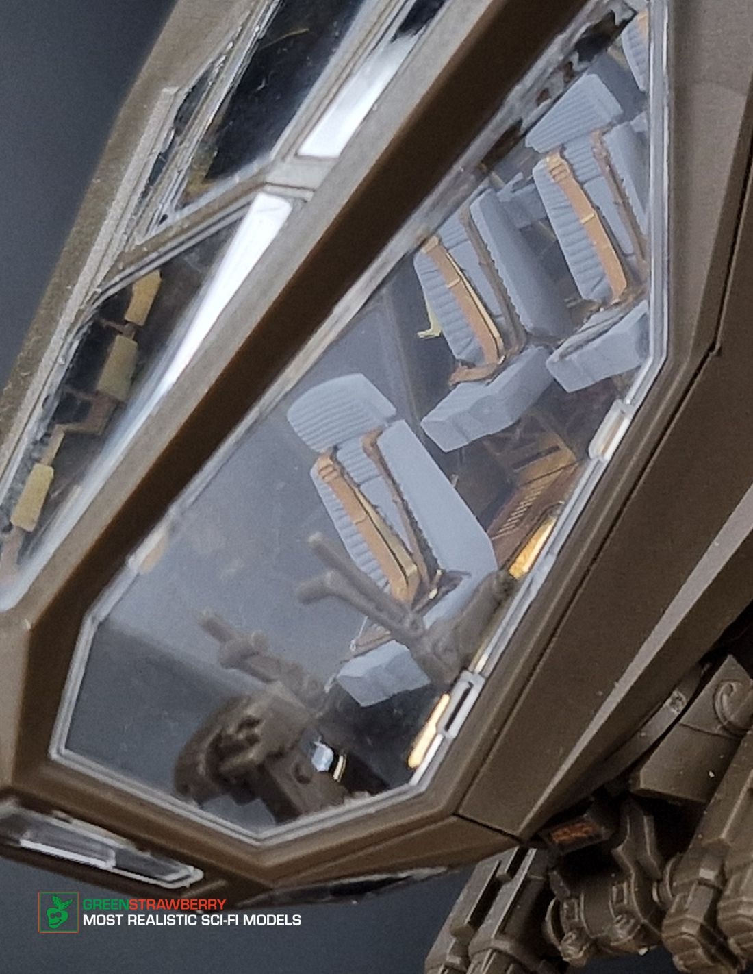 Green Strawberry 1/72 DUNE - Atreides Ornithopter FruitPACK # FP35