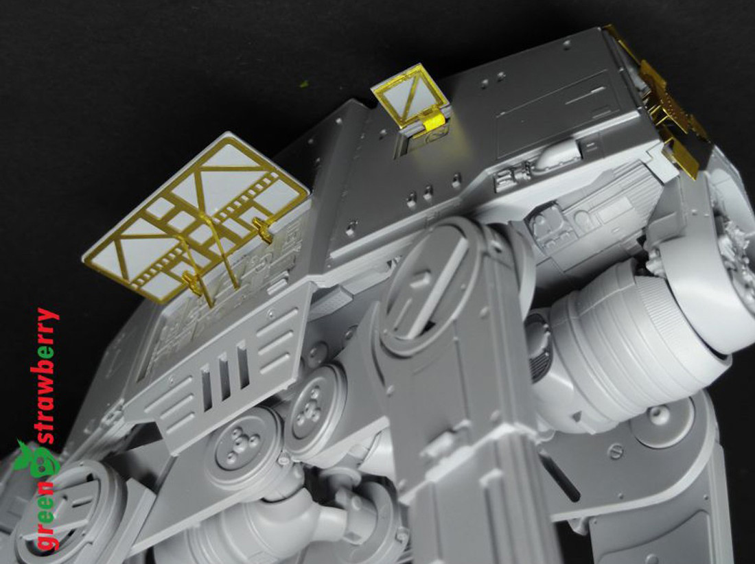 Green Strawberry 1/144 AT-AT # 03117