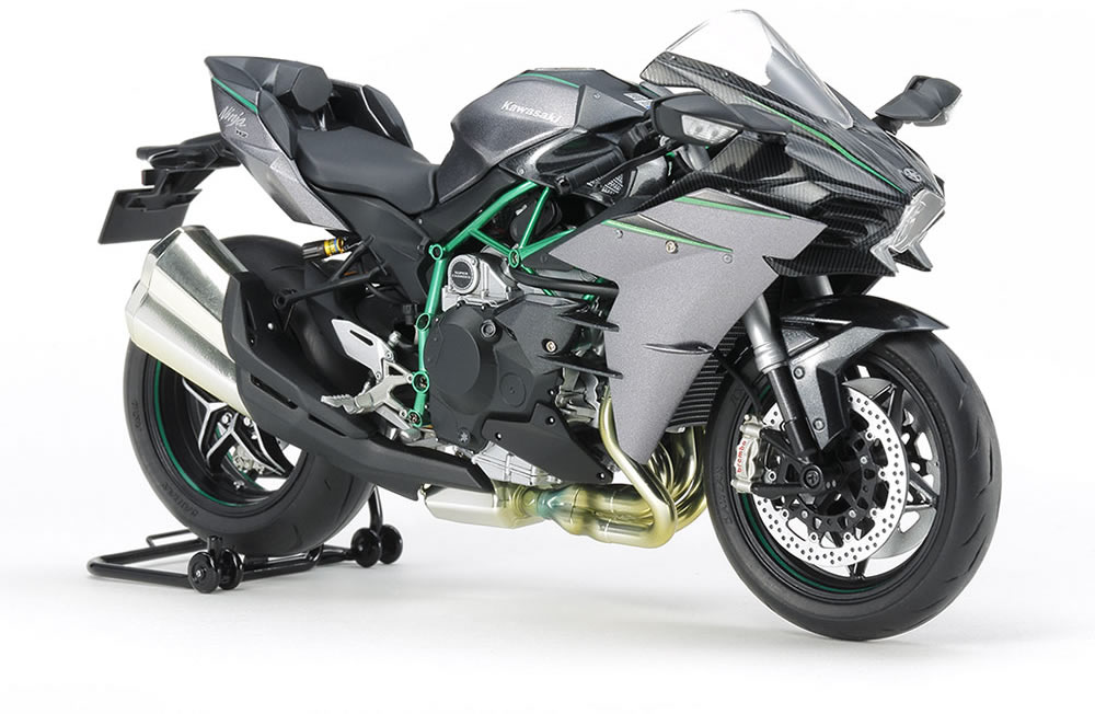 Tamiya 1⁄12 Kawasaki Ninja H2 Carbon # 14136