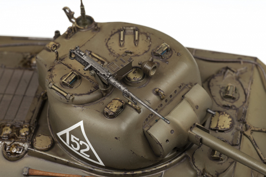 Zvezda 1/35 M4 A2 Sherman # 3702