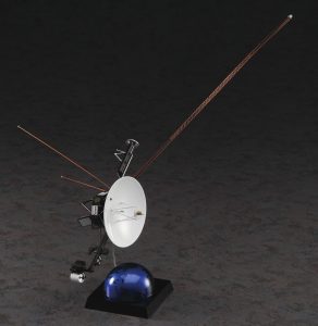 Hasegawa 1/48 Voyager Space Probe Kit with Mission Emblem Patch # SP635