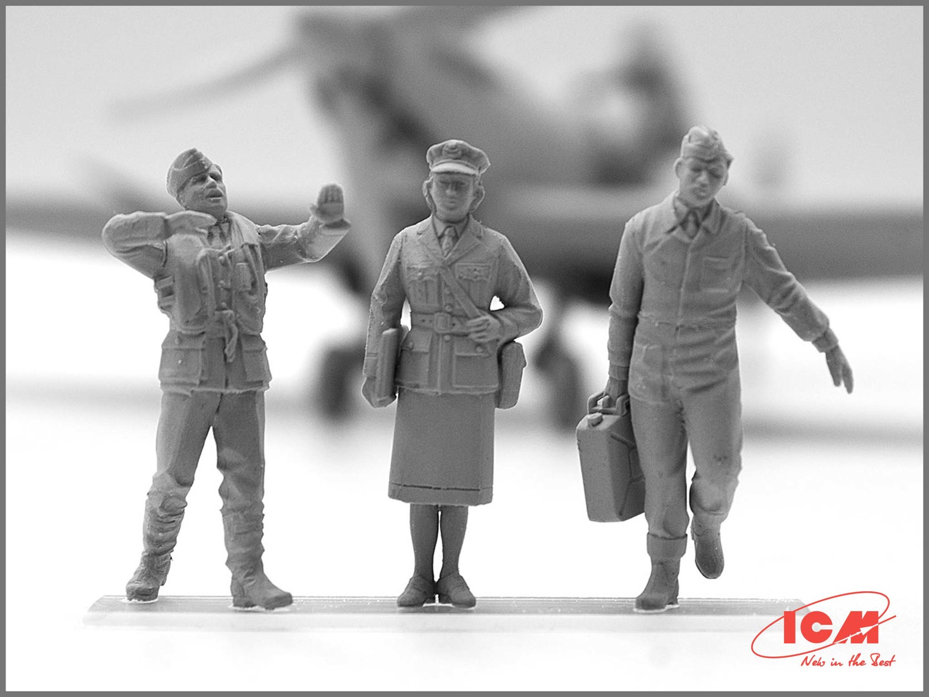 ICM 1/48 RAF Pilots & Ground Personnel (1939-1945) 7 Figures # 48081