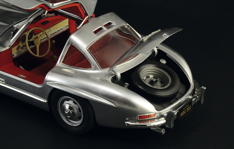 Italeri 1/16 Mercedes-Benz 300SL Gullwing # 3612