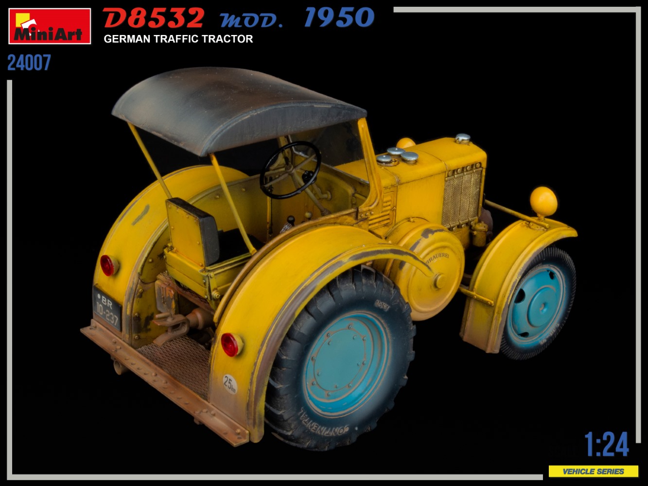 Miniart 1/24 German Traffic Tractor D8532 Mod 1950 # 24007