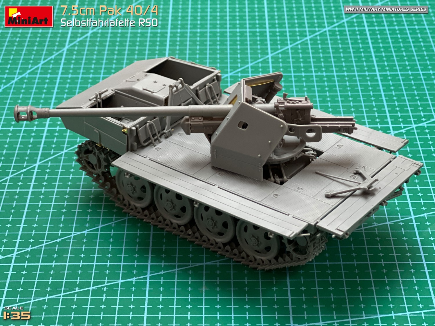Miniart 1/35 7.5cm PaK 40/4 Selbstfahrlafette RSO # 35483