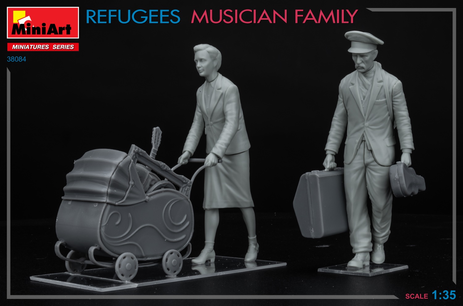 Miniart 1/35 Refugees, Musician Family # 38084