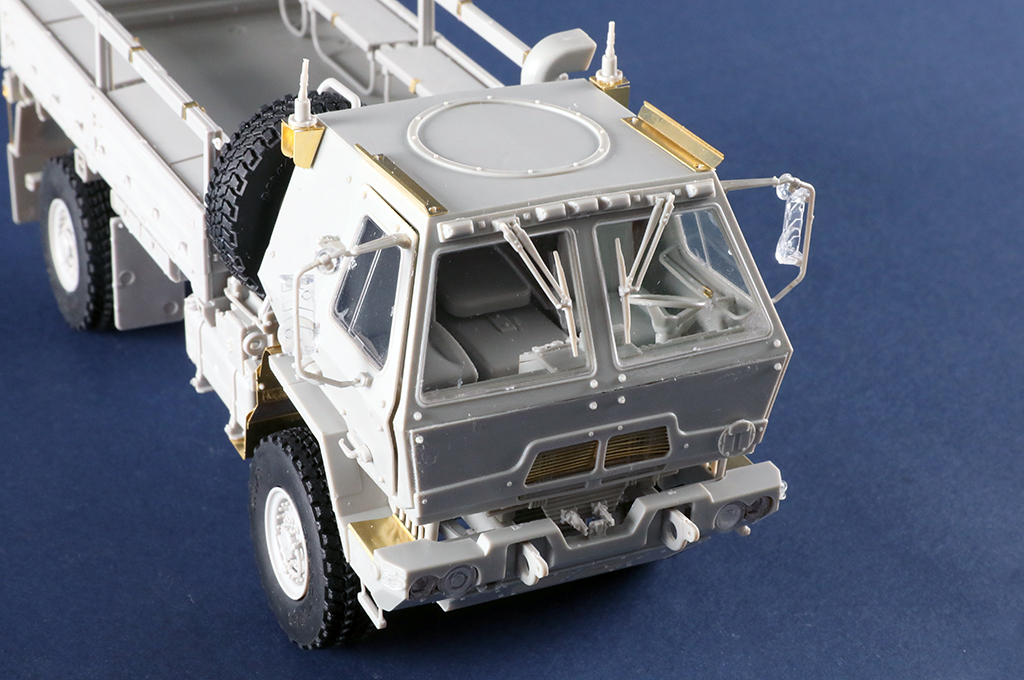 Trumpeter 1/35 US Army M1078A1P2 4x4 Light Medium Tactical Vehicle # 01097