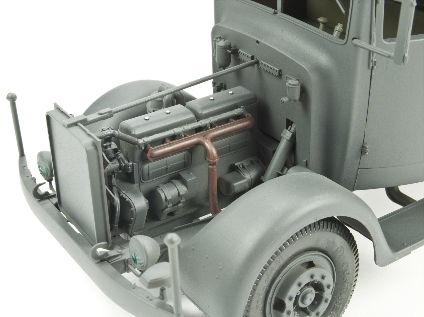 AFV Club 1/35 Bussing-NAG L-4500S # 35170 - Plastic model Kit