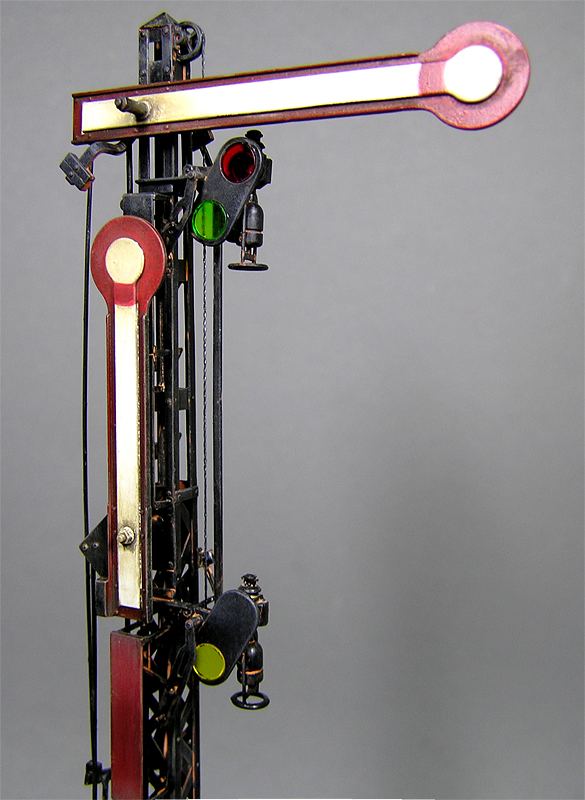 Miniart 1/35 Railway Semaphore # 35566 Miniart 1/35 Railway Semaphore # 35566