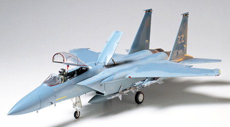 Tamiya 1/32 USAF McDonnell Douglas F-15C Eagle - Model Kit Tamiya 1/32 USAF McDonnell Douglas F-15C Eagle - Model Kit