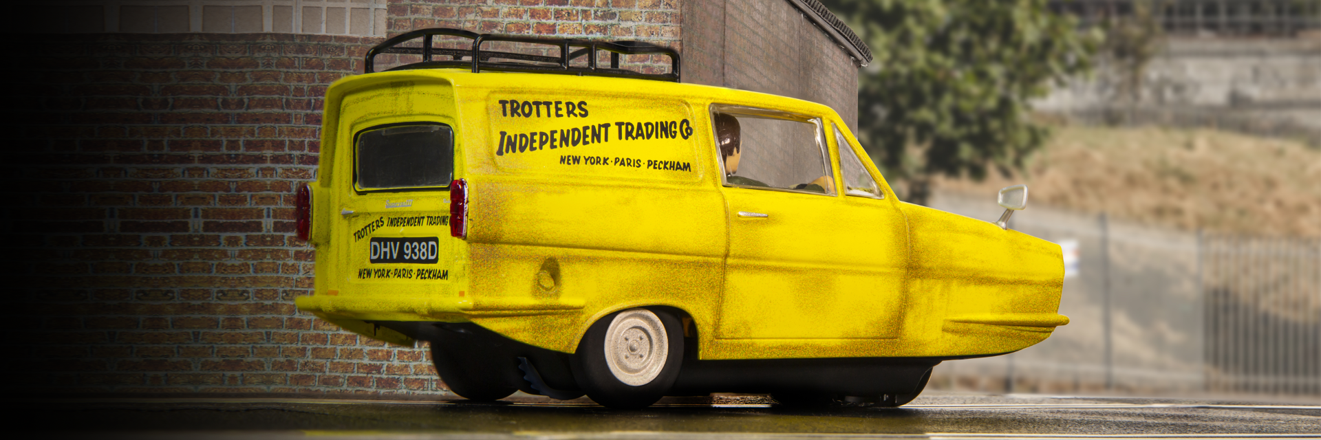 Scalextric Reliant Regal Supervan Only Fools and Horses # 4223