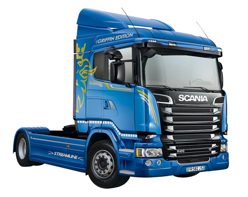 Italeri 1/24 Scania R400 Streamline Flat Roof # 3947